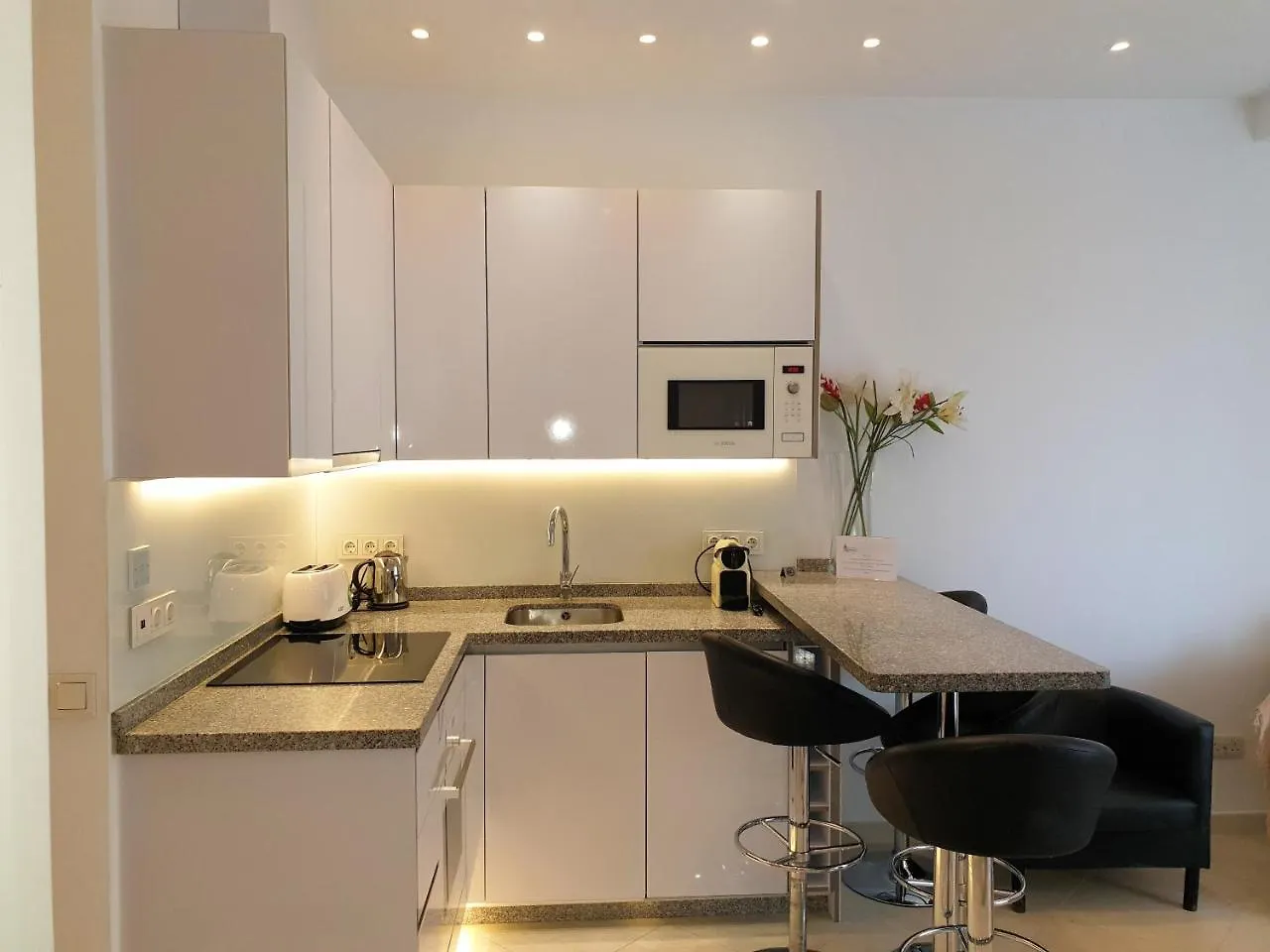 Skol Apartments Marbella