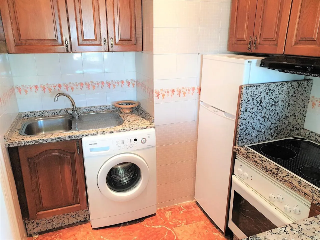 Skol Apartments Marbella 0*,  Spain